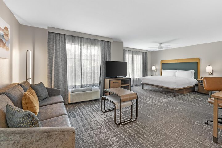 Room 20 of 40