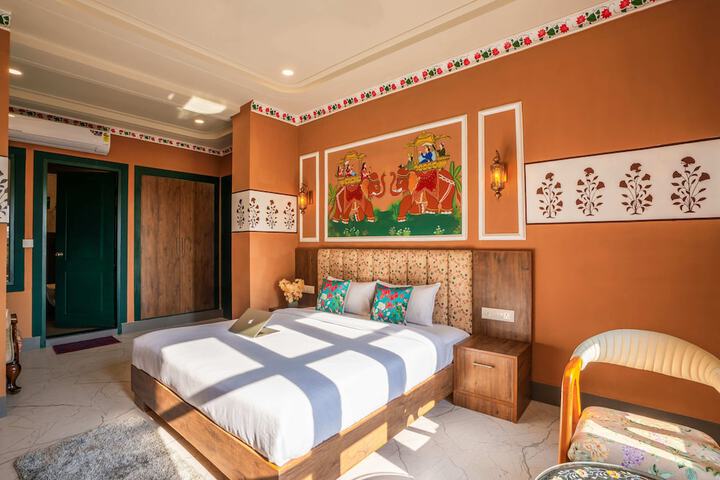 Room 29 of 90