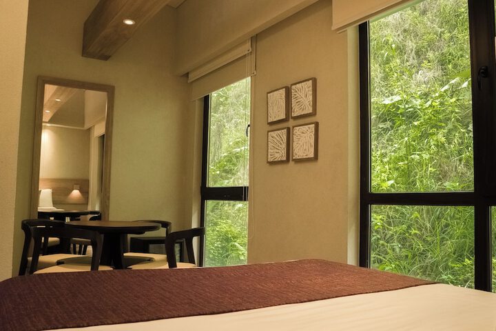 Room 73 of 132