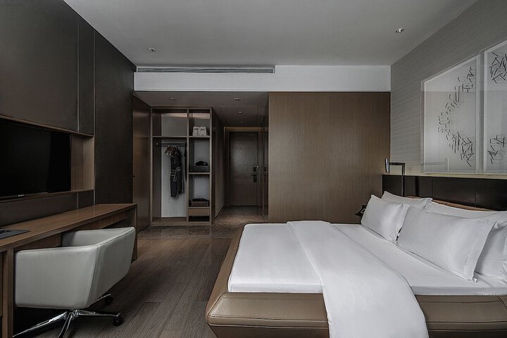 Room 7 of 55