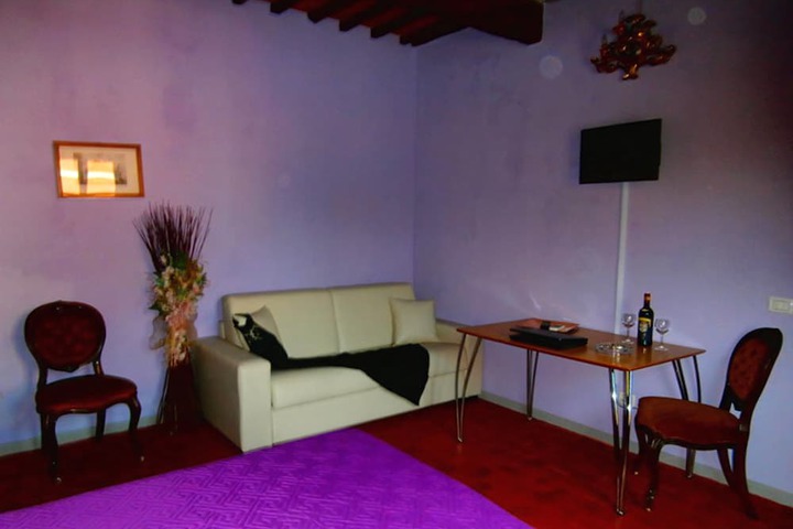 Room 5 of 14