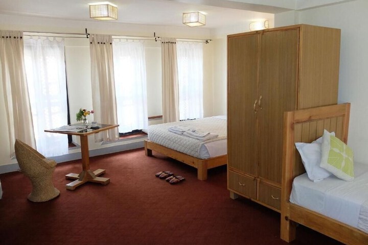 Room 23 of 64