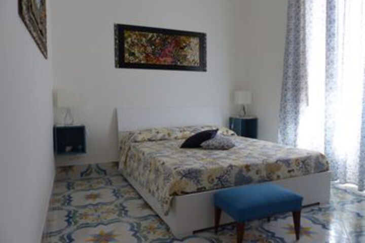 Room 34 of 47