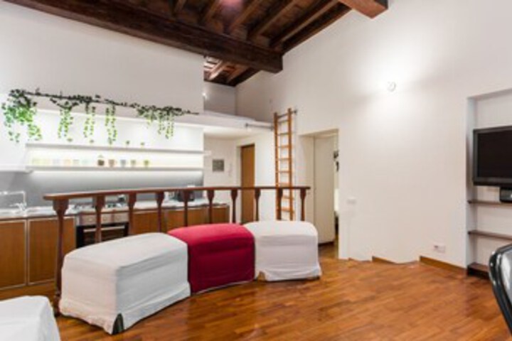 Room 21 of 22