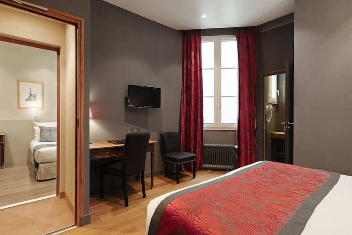 Room 18 of 124