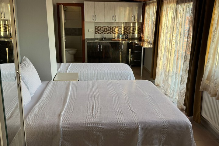 Room 19 of 30