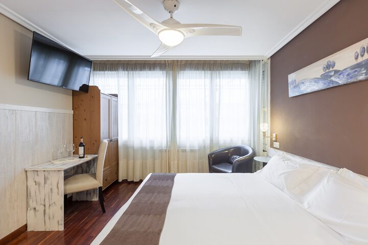 Room 36 of 76