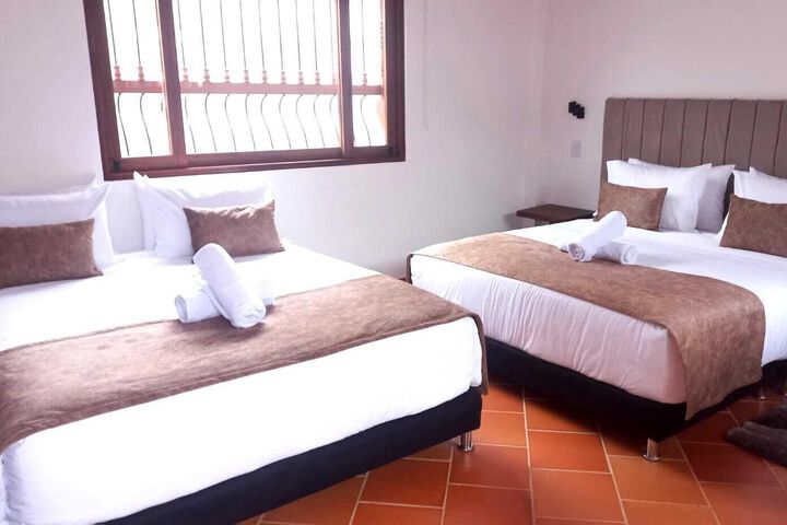 Room 12 of 19