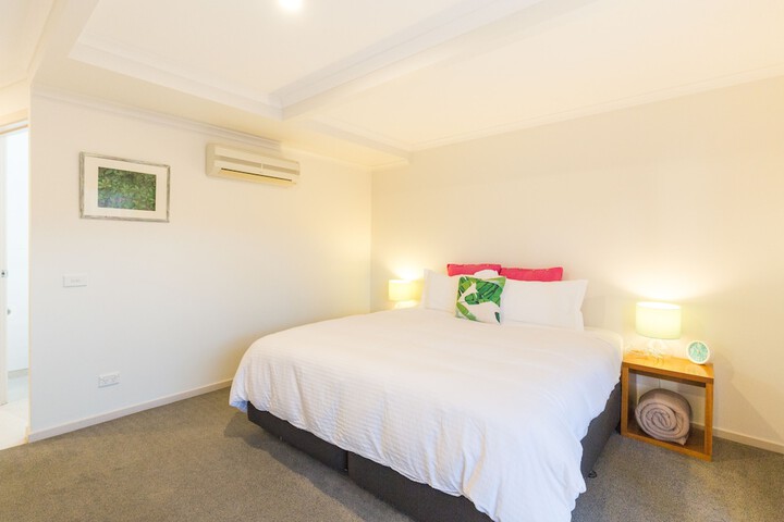 Room 34 of 91