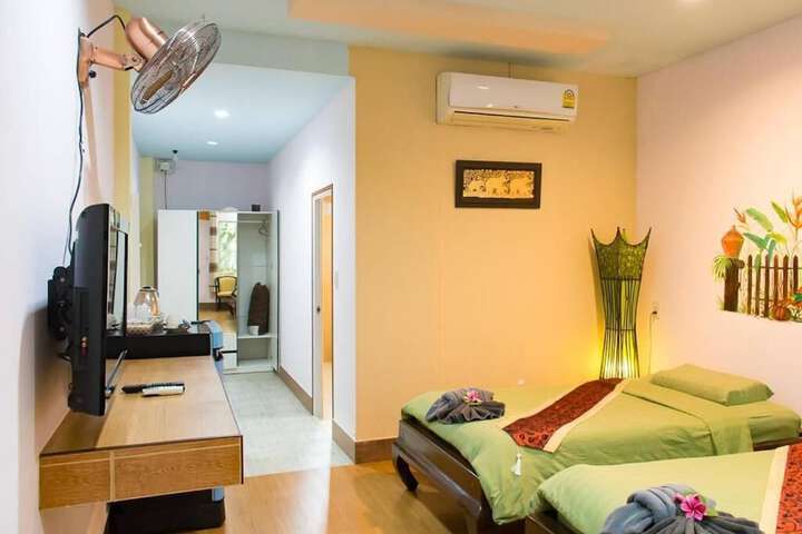 Room 12 of 47