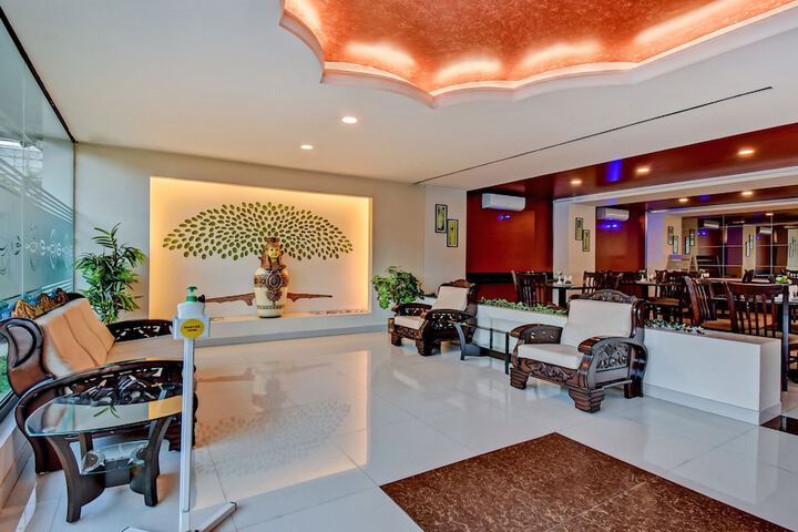 Hotel Interior 7 of 52