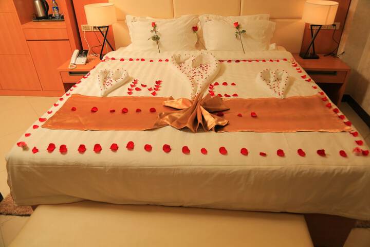 Room 6 of 38