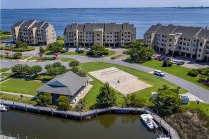 Image of Village Landings 81 4 Br Home by RedAwning