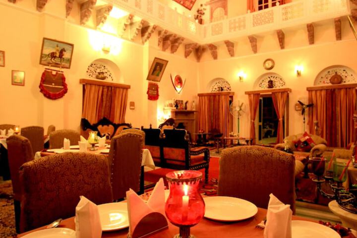 Dining 64 of 97