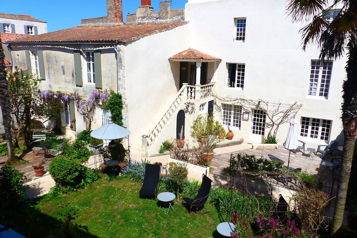 La Maison Douce