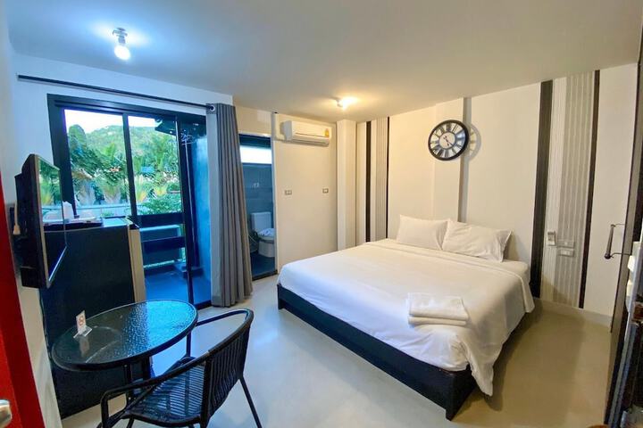 Room 19 of 40
