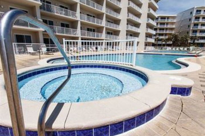Pool 41 of 46