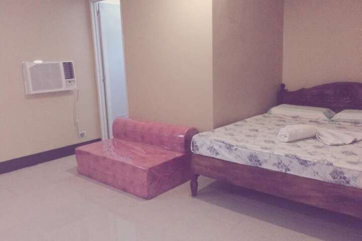 Room 11 of 24