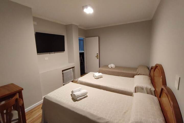 Room 11 of 34