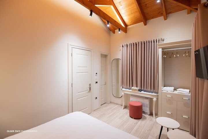 Room 15 of 70