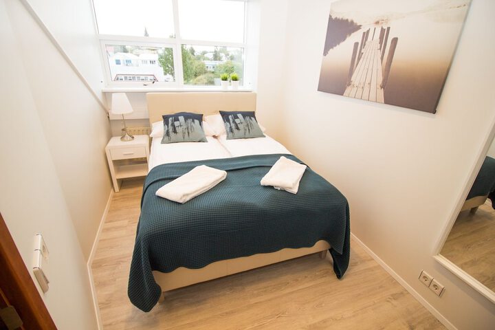 Room 4 of 29