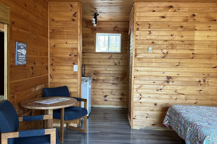 Room 46 of 96