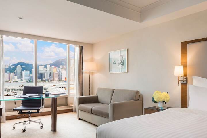 Room 12 of 26