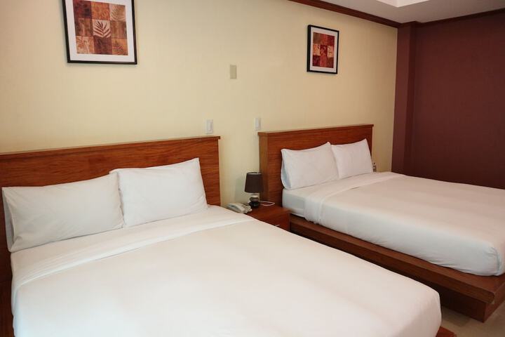 Room 3 of 35