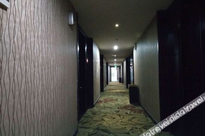 Liusha Mingcheng Hotel