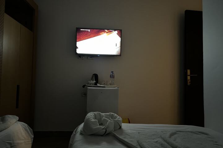 Room 13 of 62