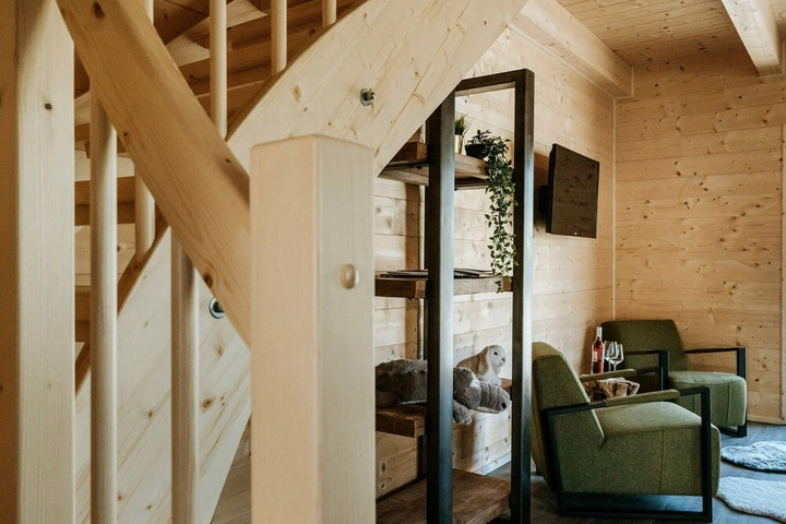 Room 5 of 23