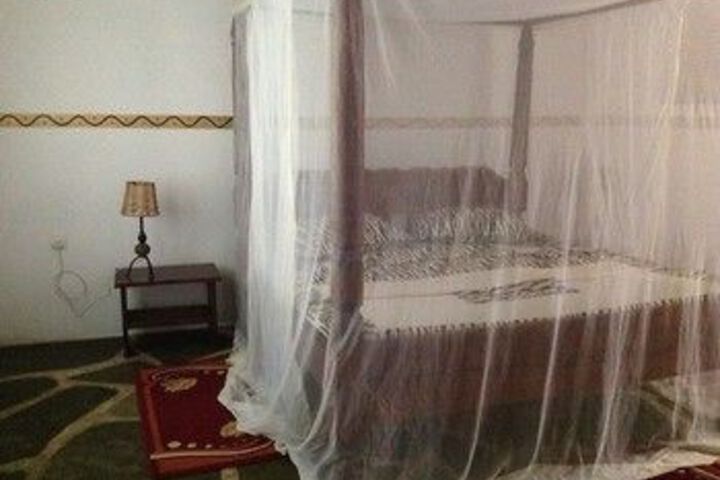Room 8 of 50