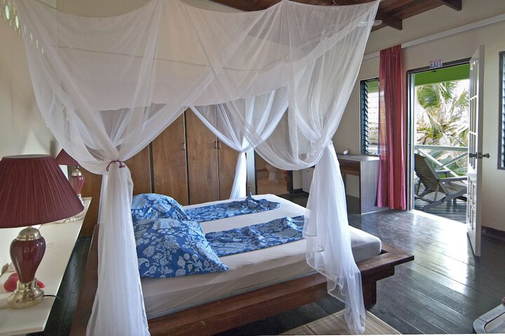 Room 10 of 97