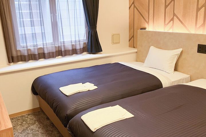 Room 21 of 29