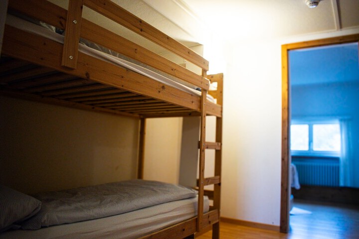 Room 17 of 65