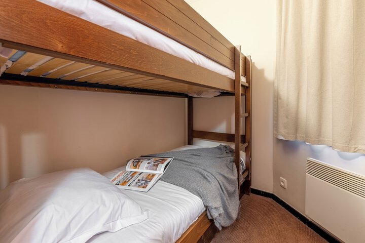 Room 14 of 68