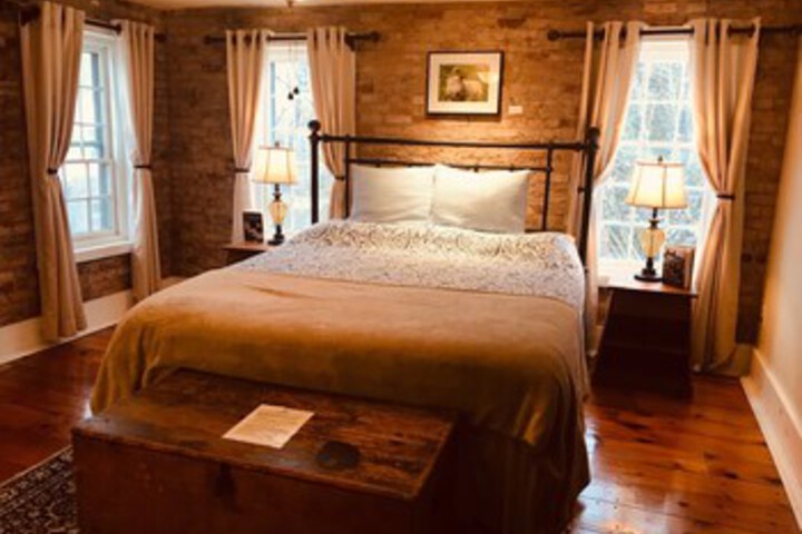 Room 33 of 34
