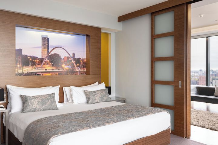Room 76 of 260
