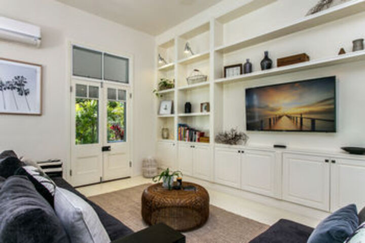 Room 15 of 21