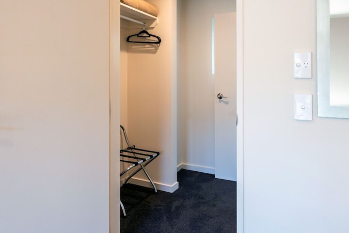 Room 26 of 120