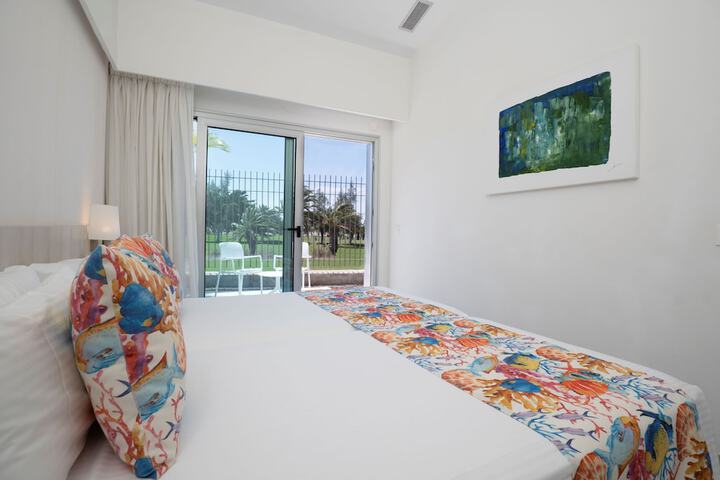 Hotel LIVVO Dunagolf Suites in San Bartolomé de Tirajana