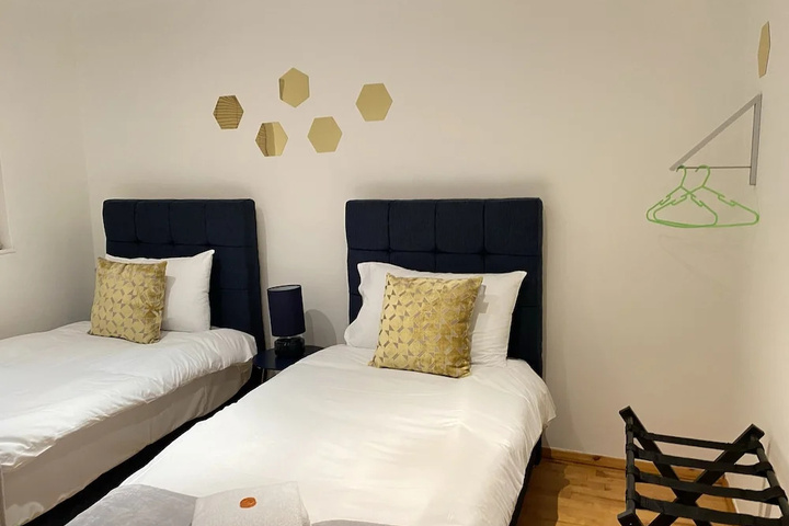 Room 3 of 14