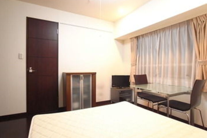 Hotel Suite Photo