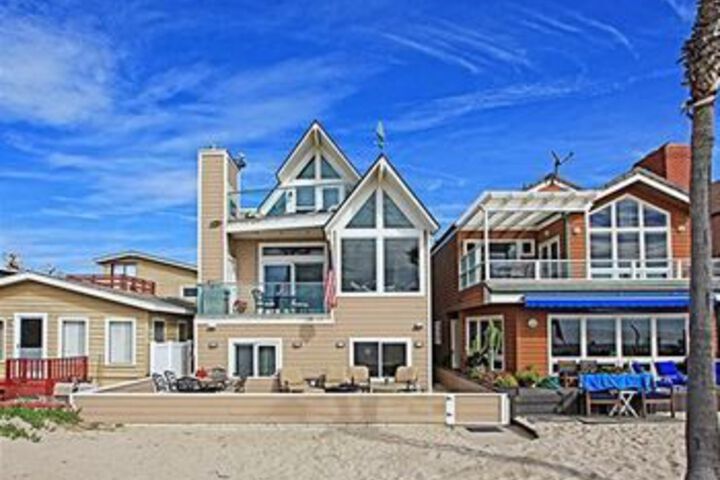 Seashore 68209 by RedAwning in Newport Beach, CA