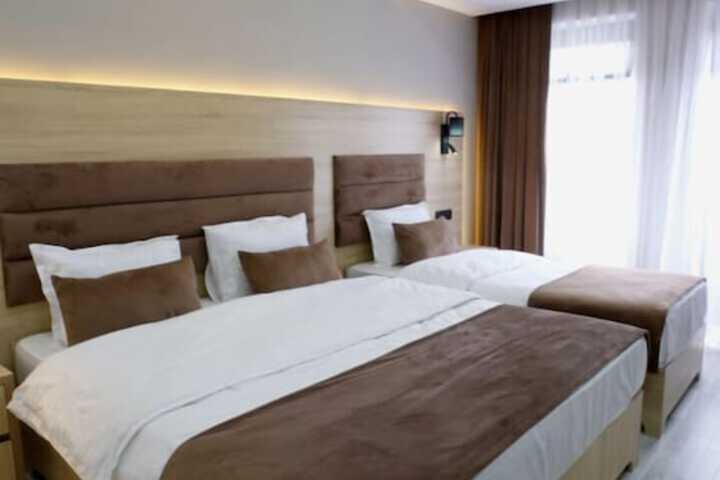 Room 5 of 36