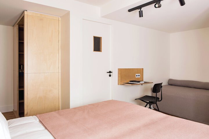 Room 20 of 64