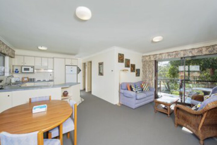 Room 11 of 21