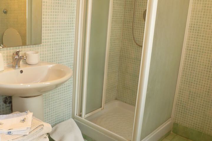Bath Photo