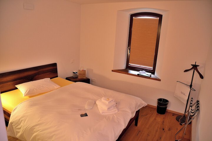 Room 8 of 57
