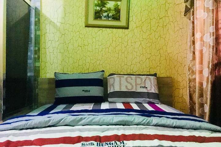 Room 7 of 14